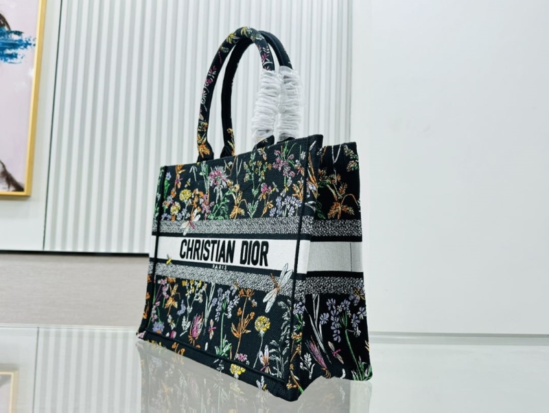 Dior Shopping Bags